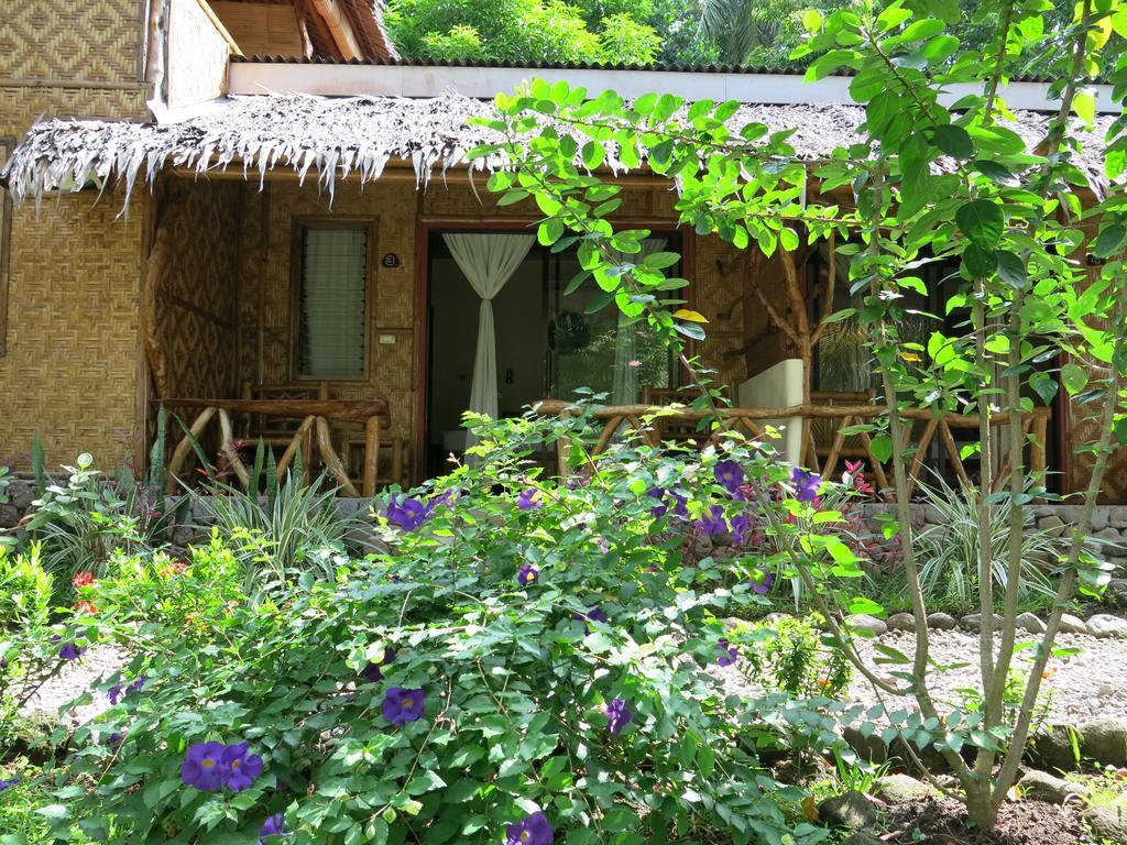 Camiguin Volcan Beach Eco Retreat & Dive Resort Mambajao Room photo