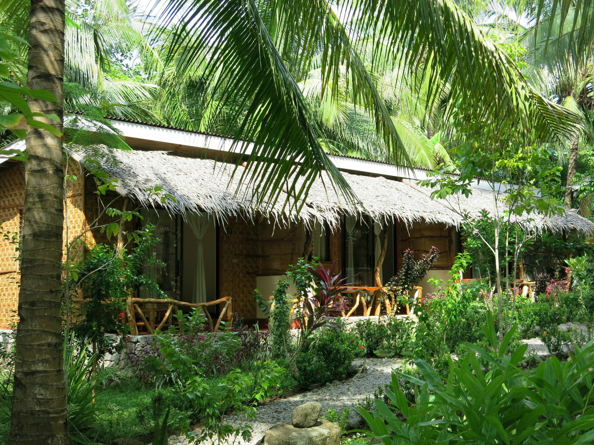 Camiguin Volcan Beach Eco Retreat & Dive Resort Mambajao Exterior photo